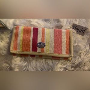 BERRY MULTI Flat Clutch